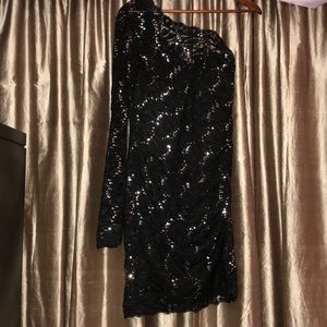 Mini One sleeve black dress